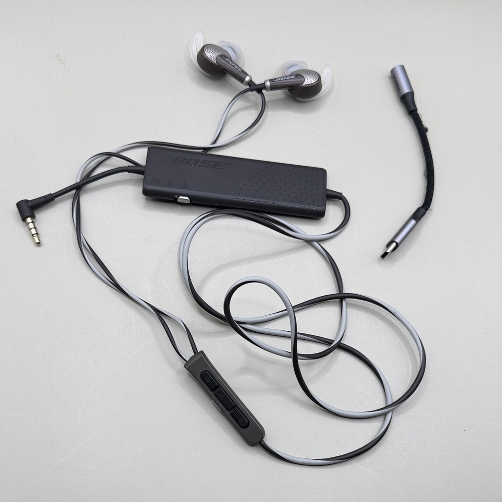 Bose Model QC20i Headphones
